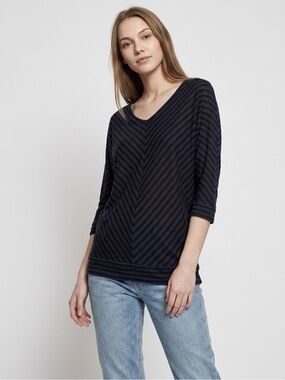 Lane Bryant Black Chevron Stripe V-Neck Long Sleeve Top